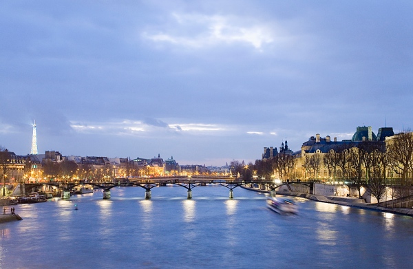 France, Paris, Seine, Pont des Arts bridge